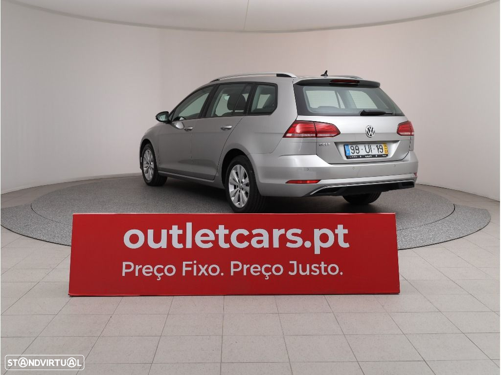 VW Golf Variant 1.6 TDi Confortline DSG - 11