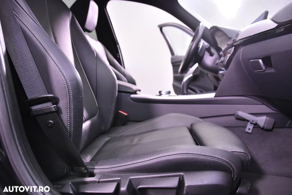 BMW Seria 3 320i Touring Aut. M Sport - 11