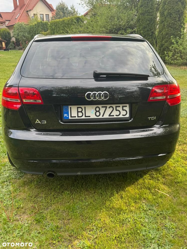 Audi A3 Sportback 1.6 TDI Ambiente - 8