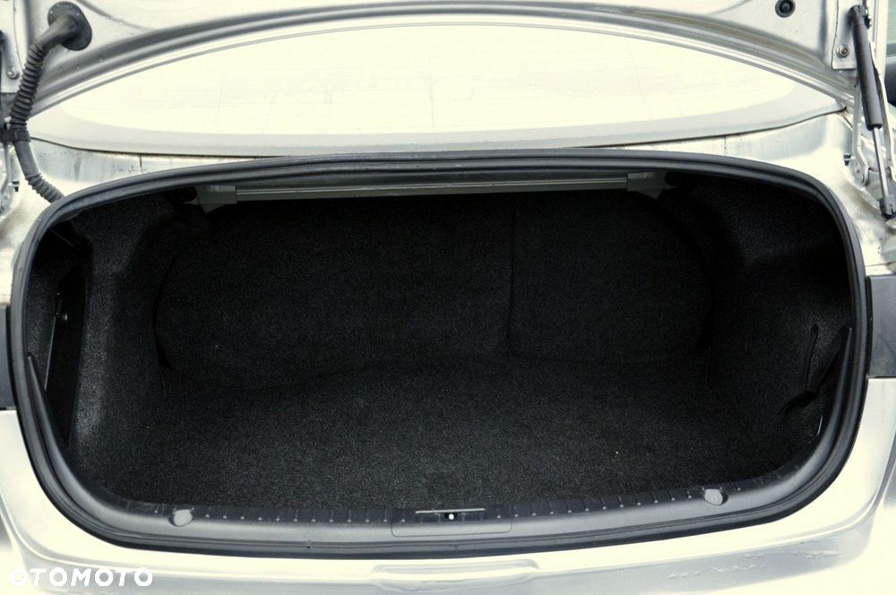 Mazda 3 1.6 Comfort - 12