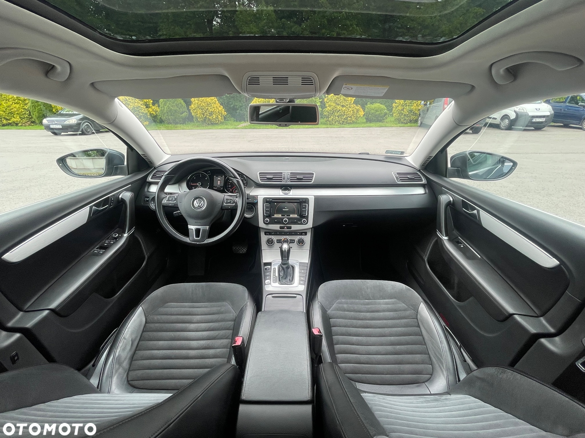 Volkswagen Passat 2.0 TDI 4Mot Highline DSG - 12