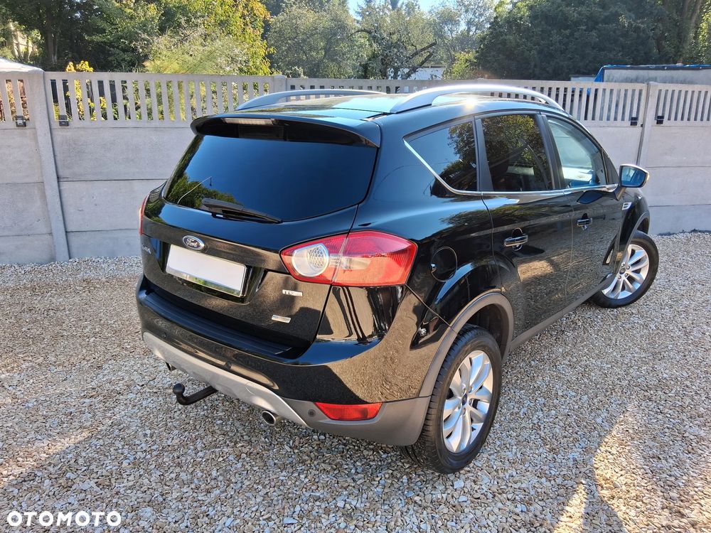Ford Kuga - 24