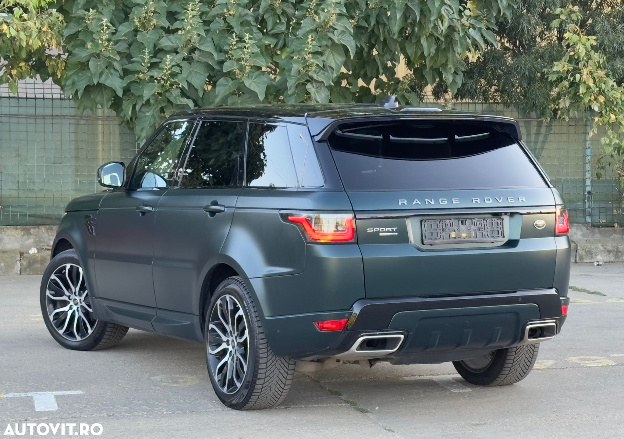 Land Rover Range Rover Sport 3.0 SDV6 HSE Dynamic - 18