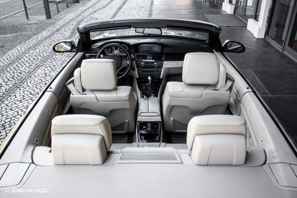 BMW 320 d Cabrio Auto - 32