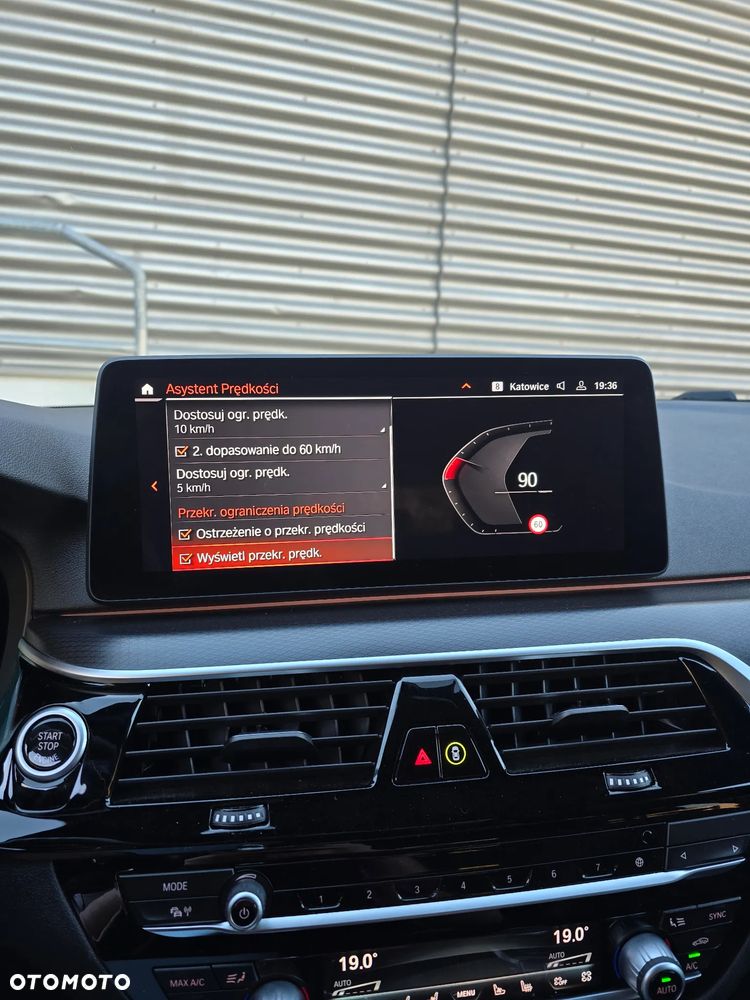 BMW Seria 5 520d xDrive MHEV M Sport sport - 27