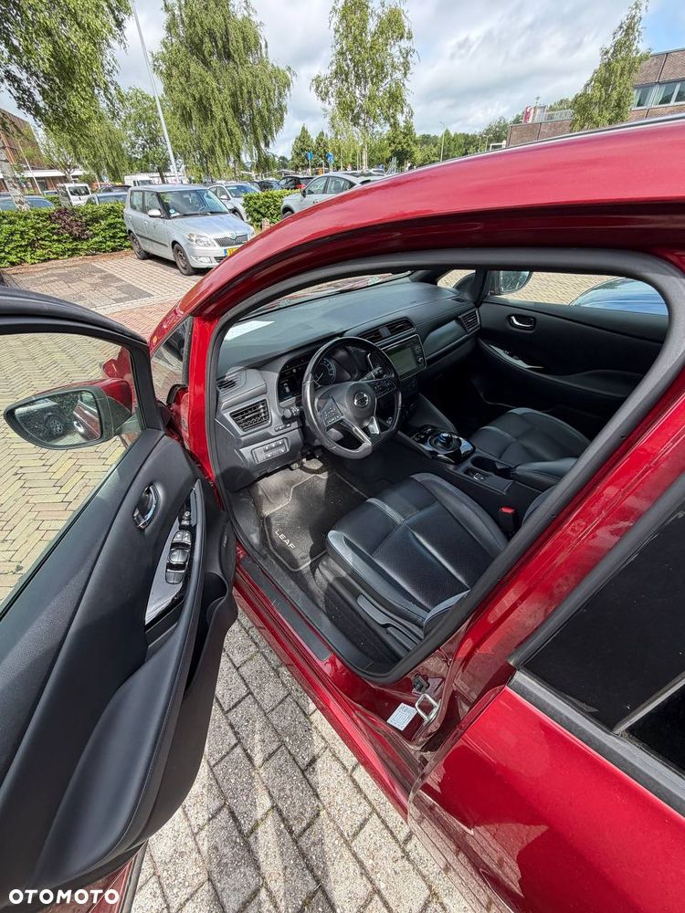 Nissan Leaf 40 kWh Tekna - 11