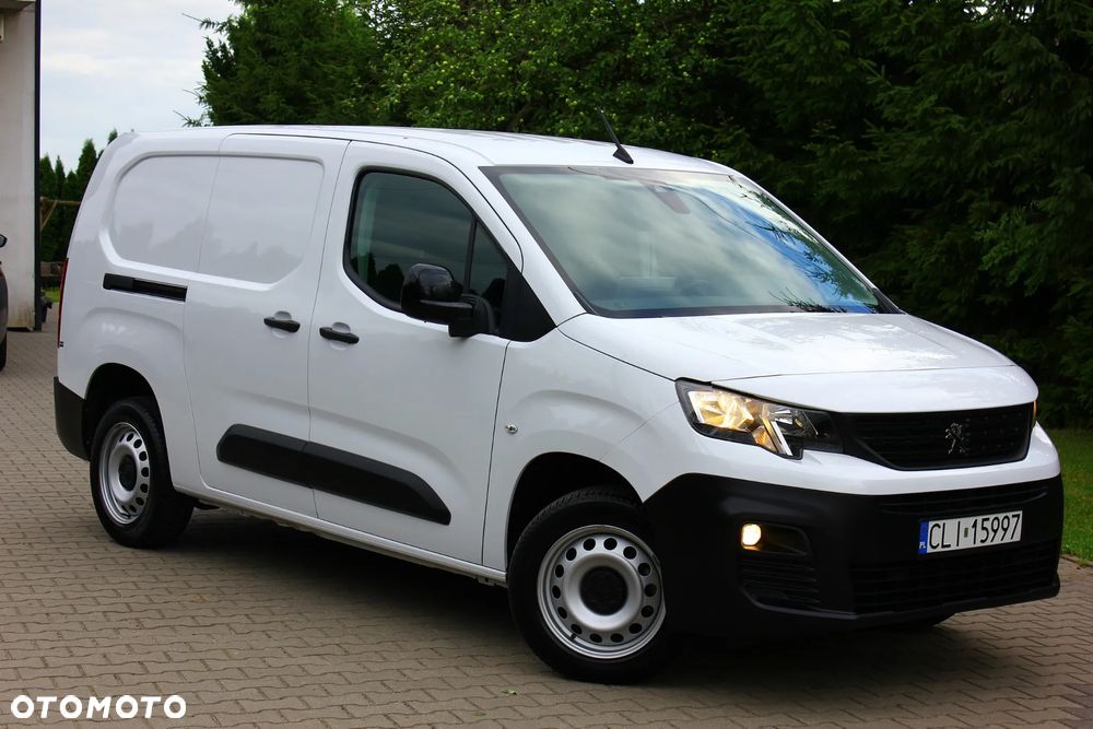 Peugeot PARTNER 1.5HDI 130KM AUTOMAT 8 BIEGÓW LONG DŁUGI 3 OSOBOWY PERFEKT AUTO NAVIGACJA KAMERY,ASYSTENTY,VF23% - 2