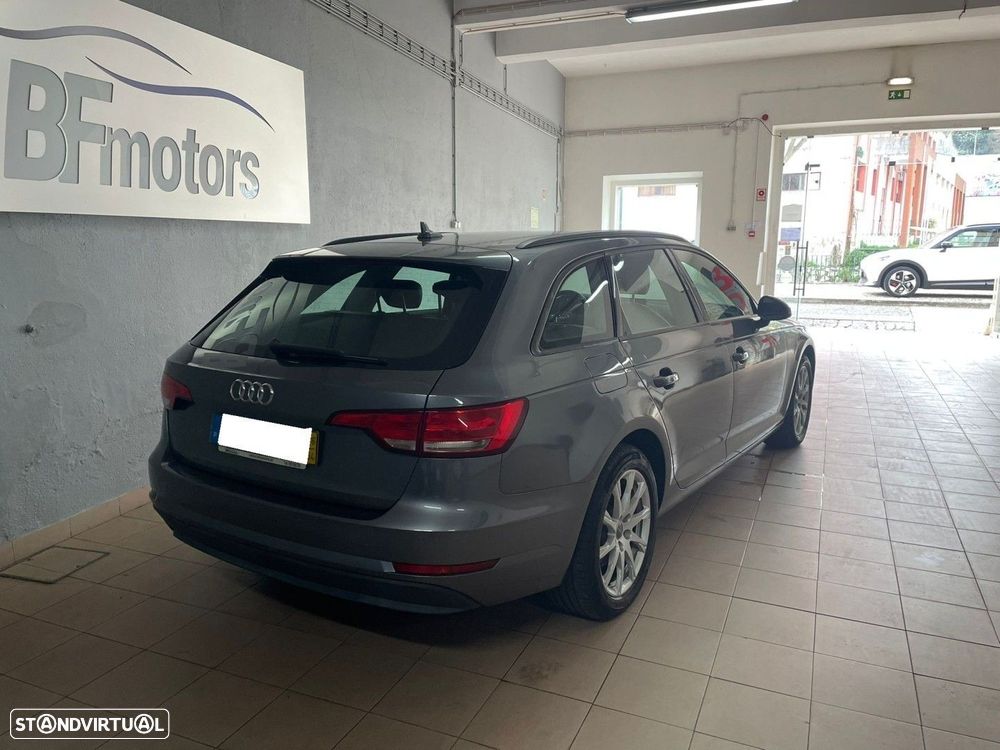 Audi A4 Avant 2.0 TDI S-line - 5