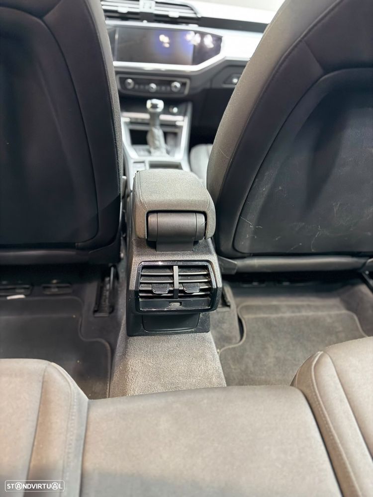 Audi Q3 45 TFSIe S tronic S line - 18