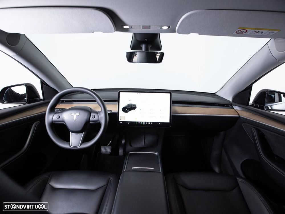 Tesla Model Y Long Range Dual Motor AWD - 7