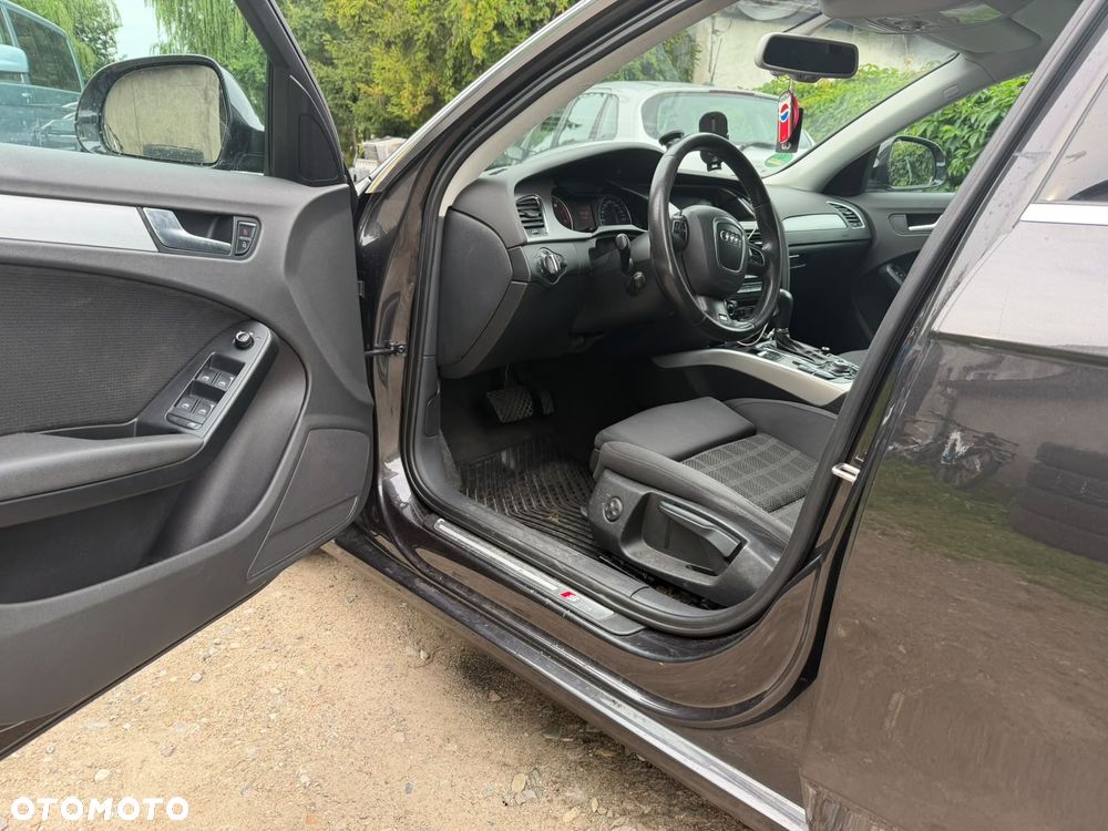 Audi A4 Avant - 8
