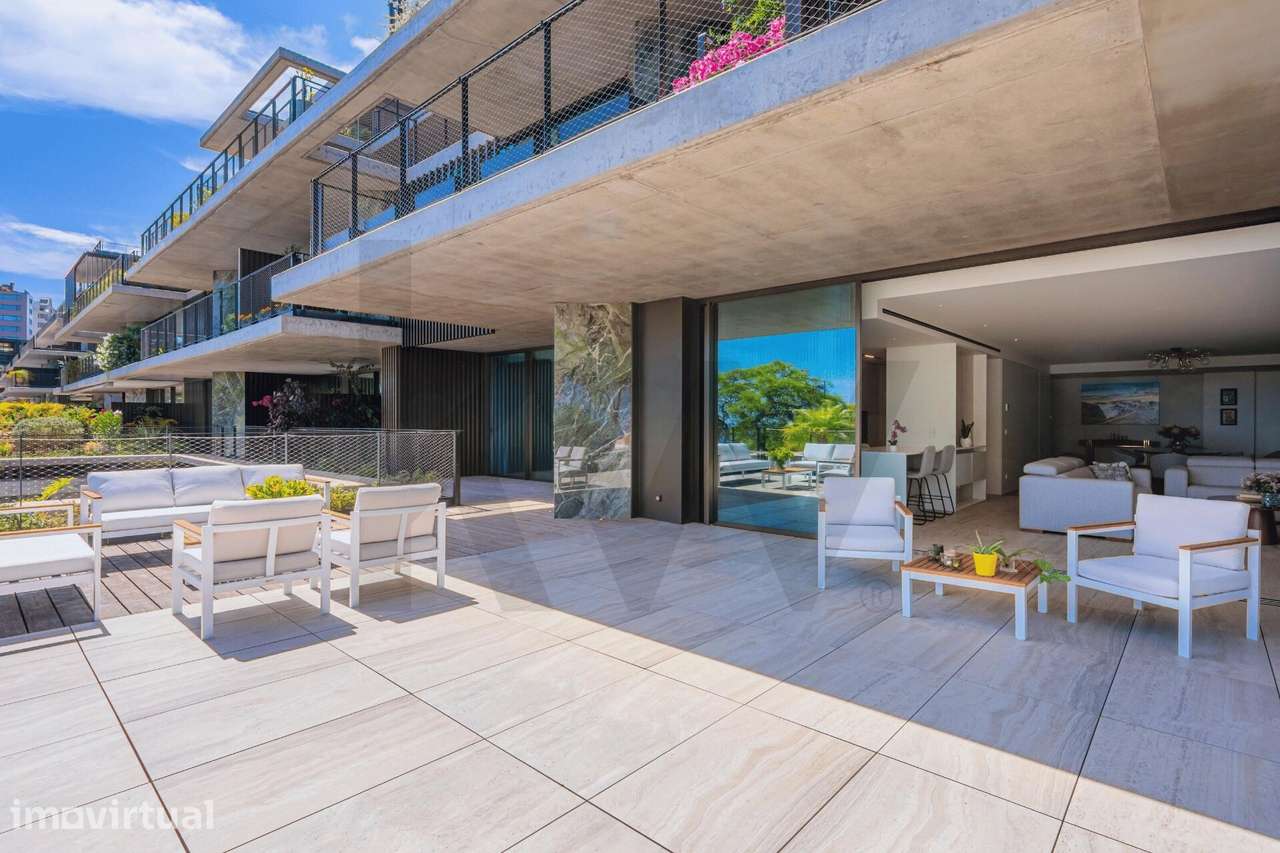 Apartamento T3 de Luxo na Savoy Residence Monumentalis | Terraço Priva - Grande imagem: 2/52