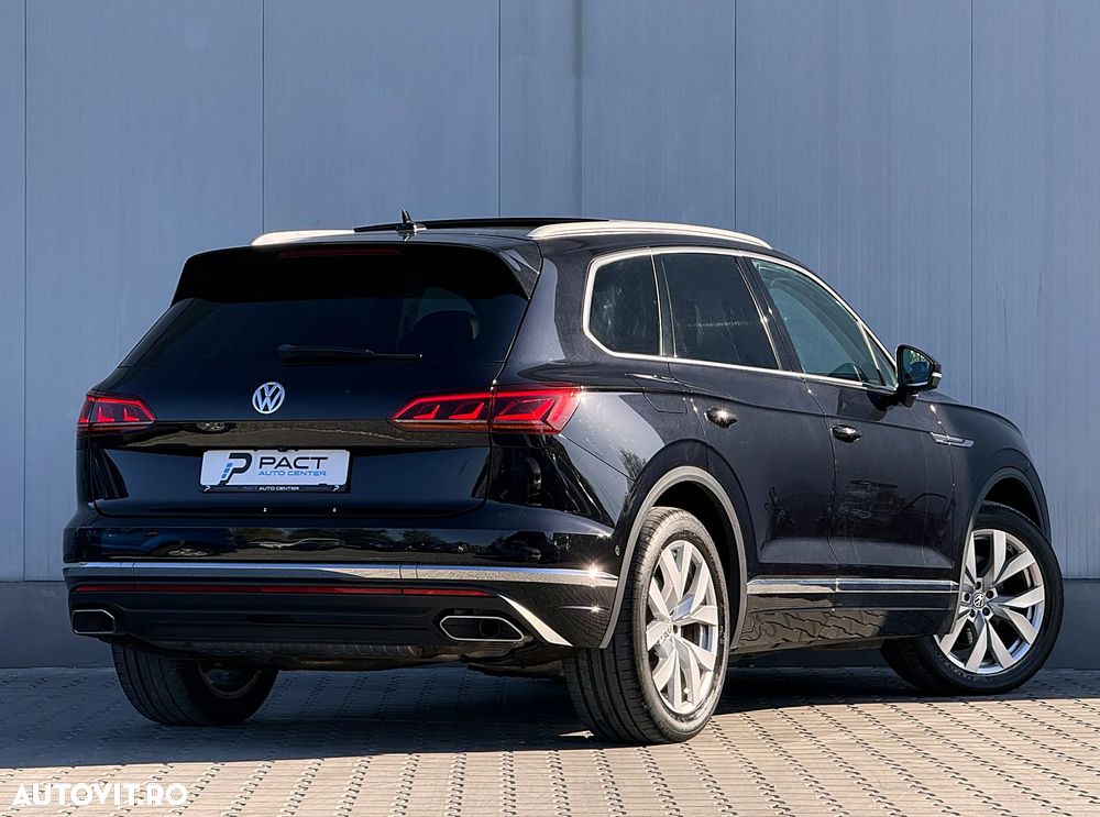 Volkswagen Touareg 3.0 V6 TDI 4Motion DPF Automatik Elegance - 4