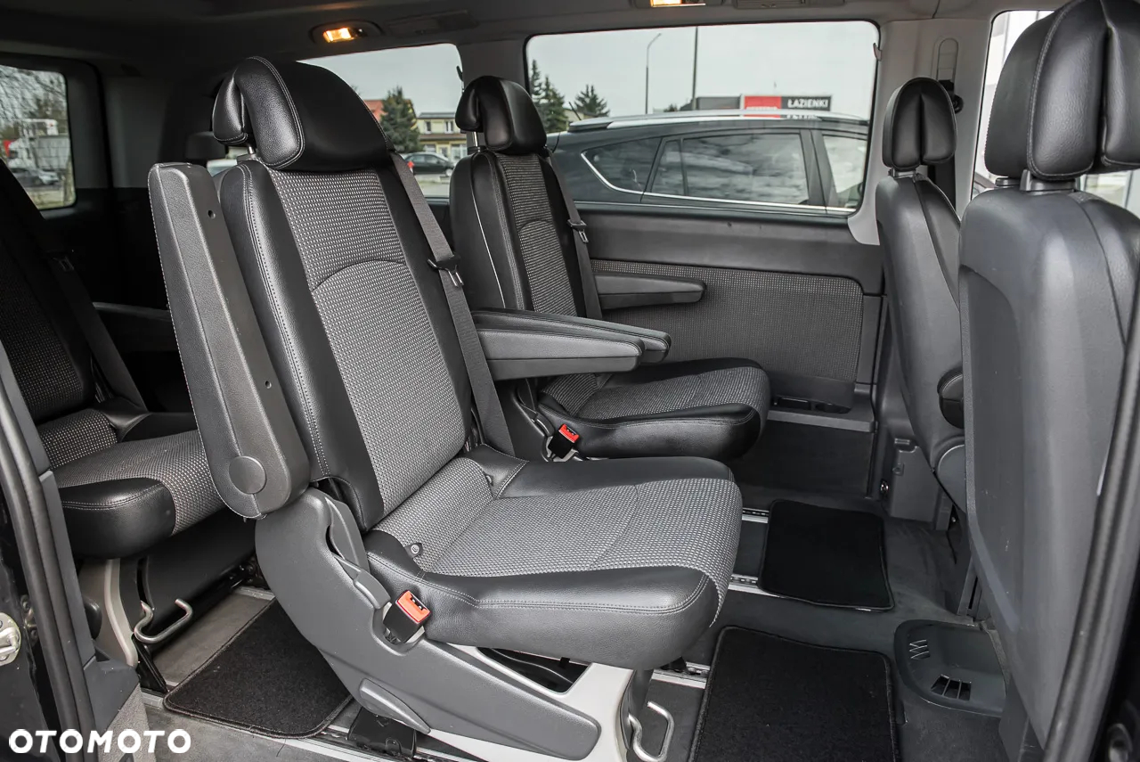 Mercedes-Benz Viano - 24