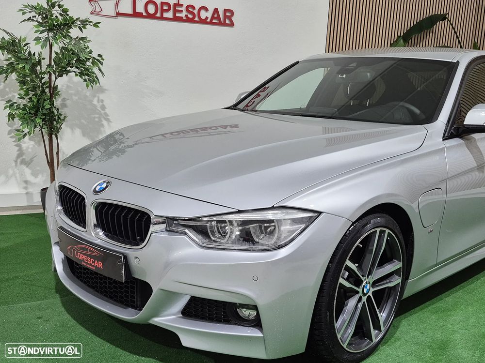 BMW 330 e iPerformance Pack M - 2