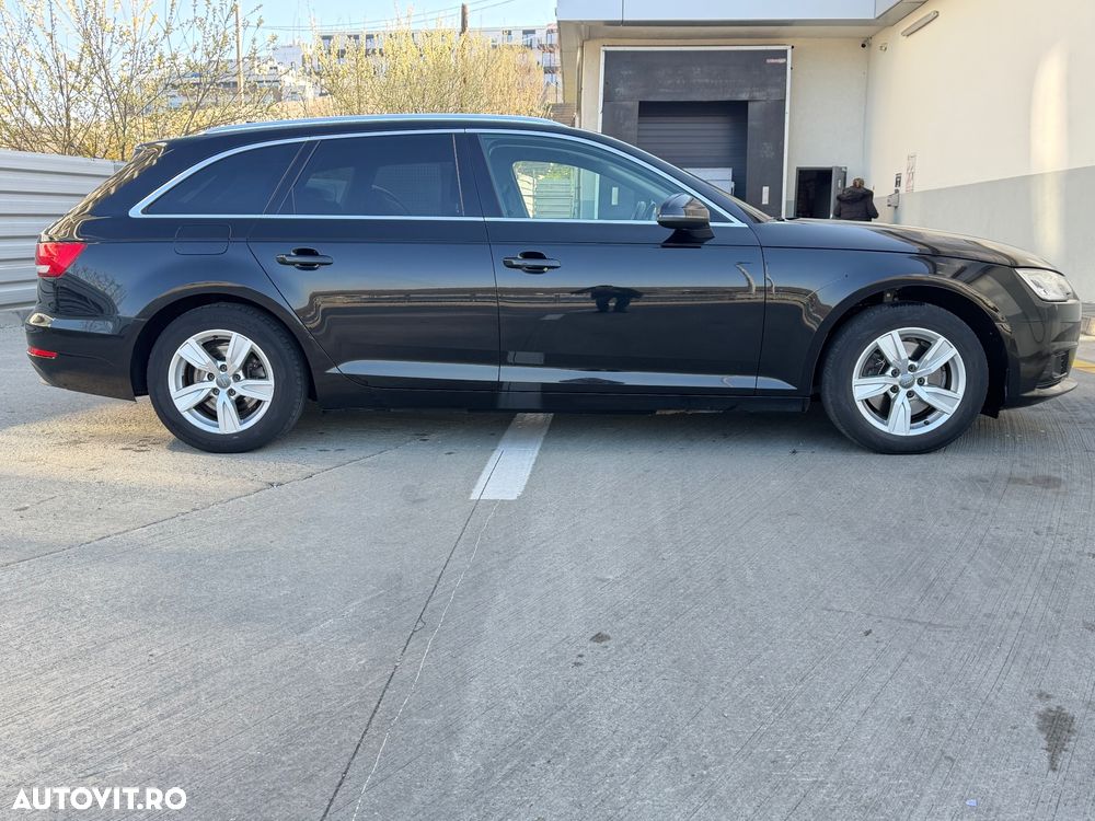 Audi A4 35 TDI S tronic - 28