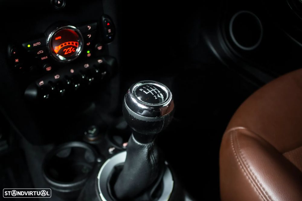 MINI Clubman One D - 19