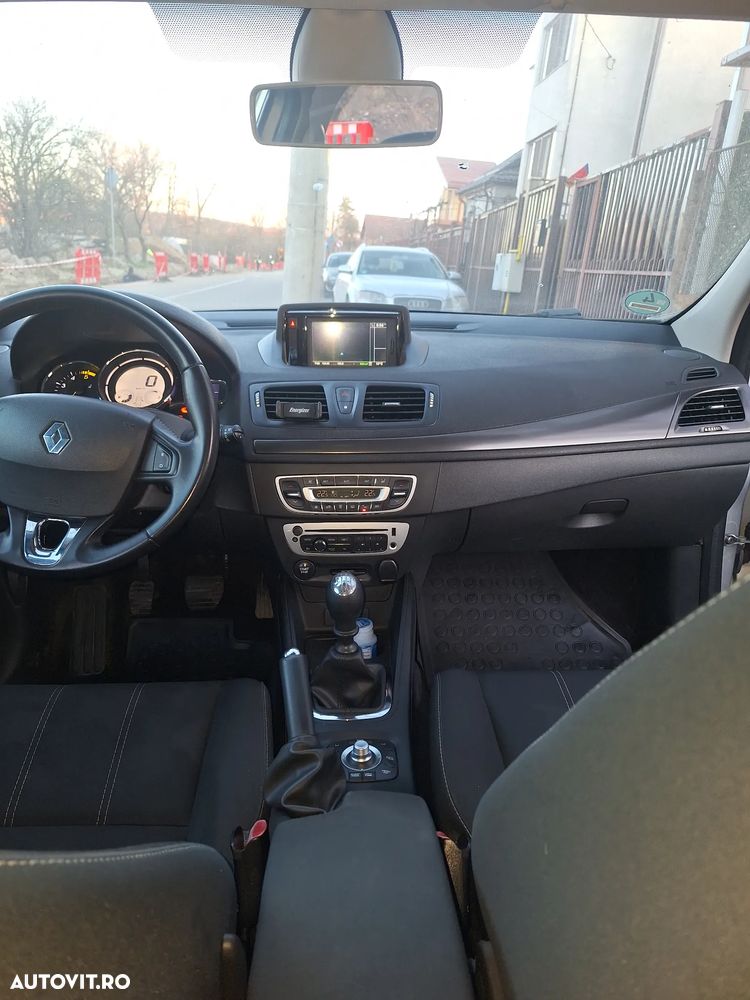 Renault Megane ENERGY dCi 110 Start & Stop LIMITED - 4