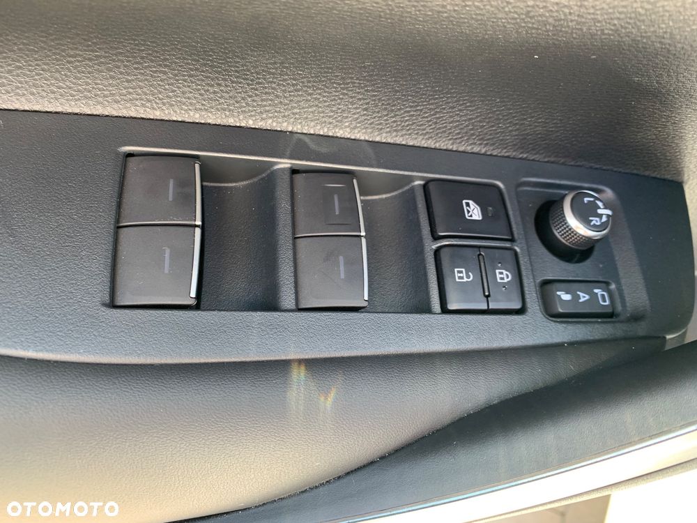 Suzuki Swace 1.8 Hybrid CVT Comfort+ - 18