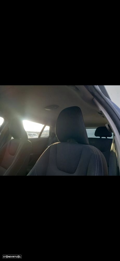 Volvo V60 - 15