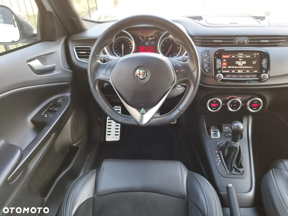 Alfa Romeo Giulietta 1750 TBi QV TCT - 26