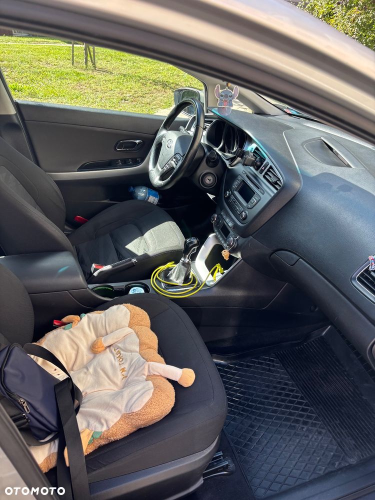 Kia Ceed 1.6 CRDi M - 10