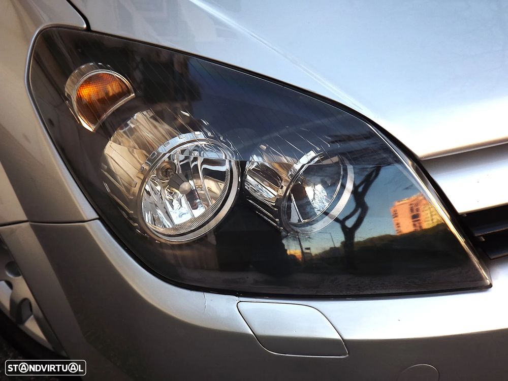 Opel Astra 1.3 CDTI Edition - 25