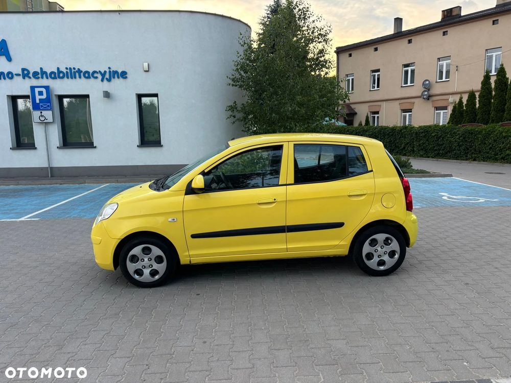 Kia Picanto - 10