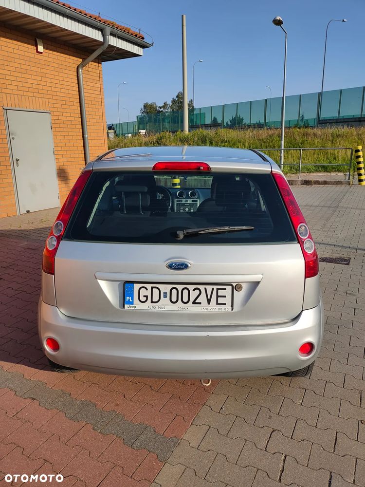 Ford Fiesta 1.3 - 4