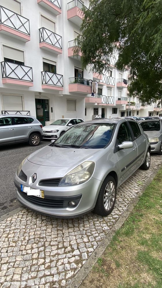 Renault Clio 1.5 dCi Dynamique S - 10