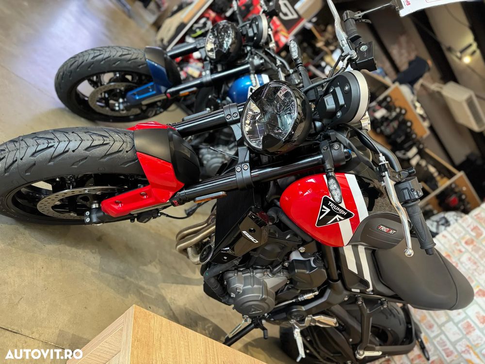 Triumph Trident 660 - 5