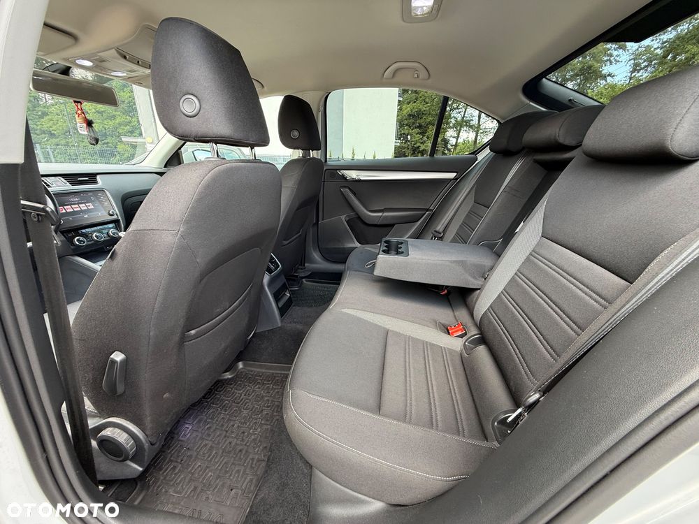 Skoda Octavia 1.6 TDI Ambition - 19