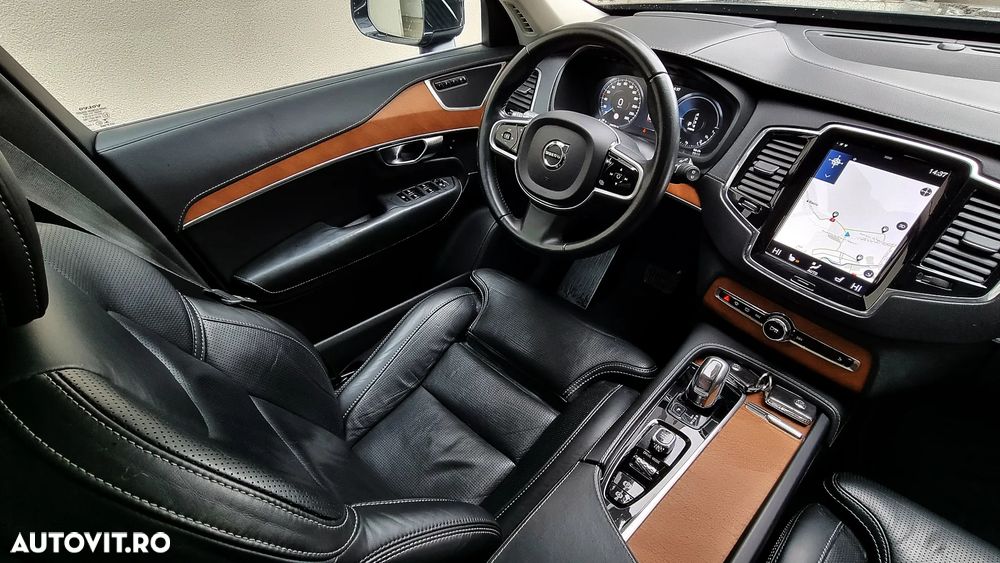 Volvo XC 90 T8 AWD Twin Engine Geartronic Inscription - 3