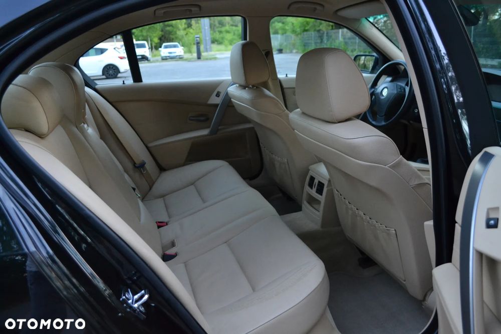 BMW Seria 5 - 24