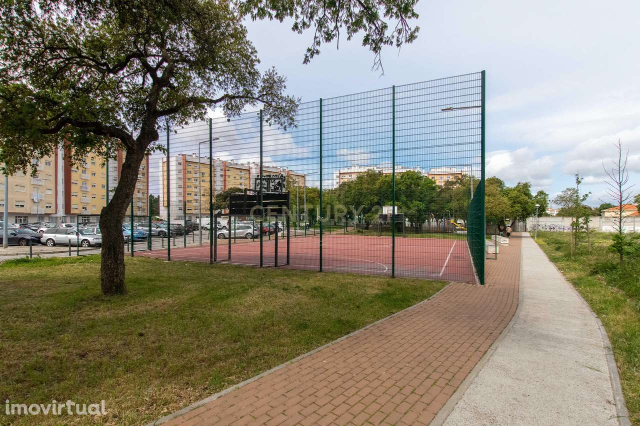 T2+1 na Amora – Excelente Localização e Acessos! - Grande imagem: 5/22