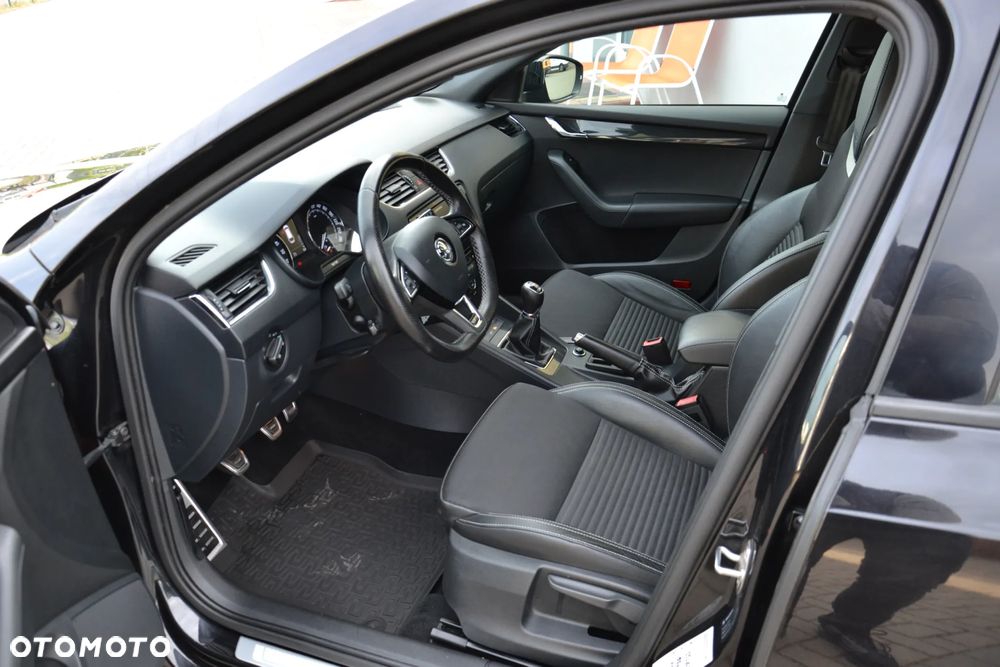 Skoda Octavia 2.0 TDI (Green tec) RS - 16