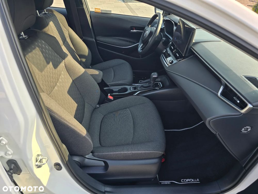 Toyota Corolla 1.8 Hybrid Comfort - 19