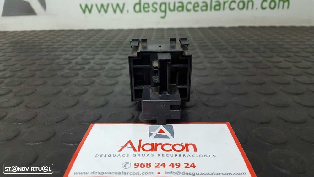 CONTROLE DE AJUSTE DE LUZES RENAULT MEGANE III BERLINA 5 P DYNAMIQUE - 2