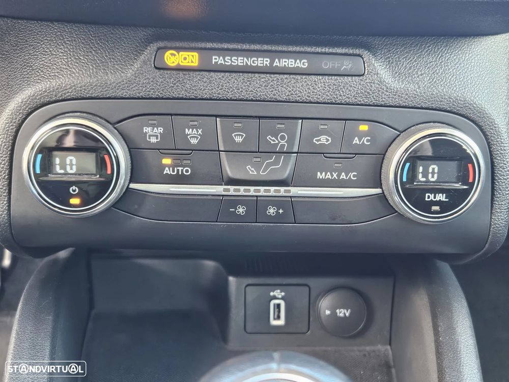 Ford Focus 1.5 TDCi EcoBlue Active - 16