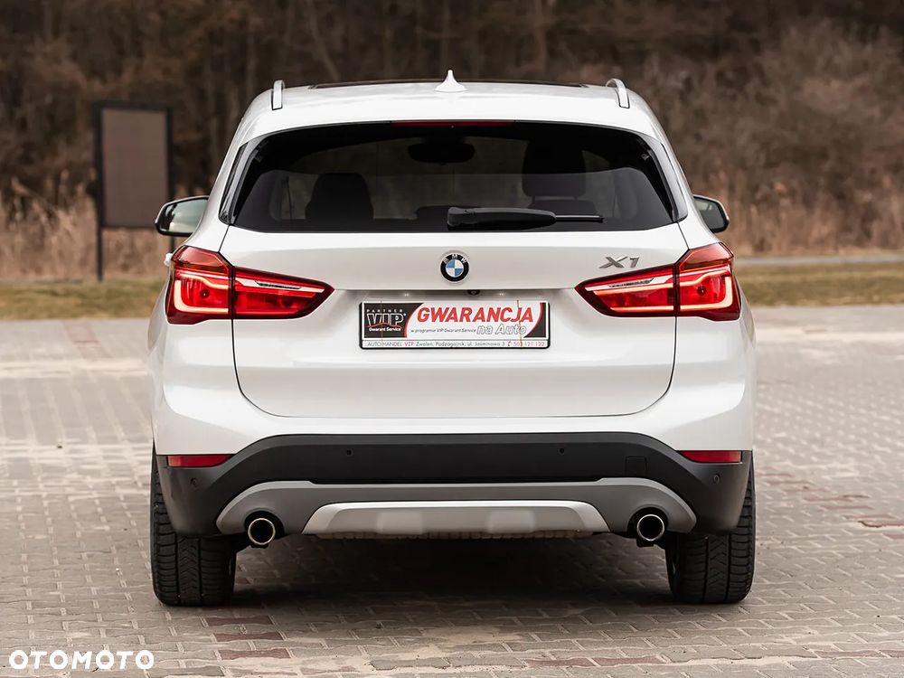BMW X1 xDrive25d xLine sport - 11