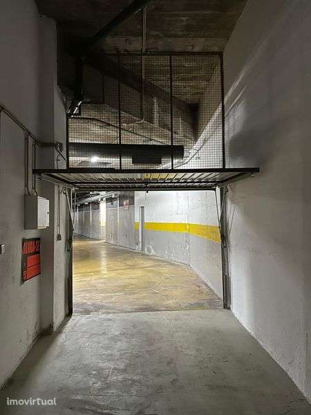 Garagem fechada - box - Grande imagem: 2/2