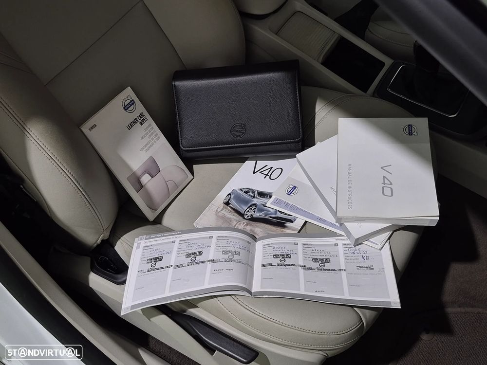Volvo V40 1.6 D2 Momentum Eco - 35