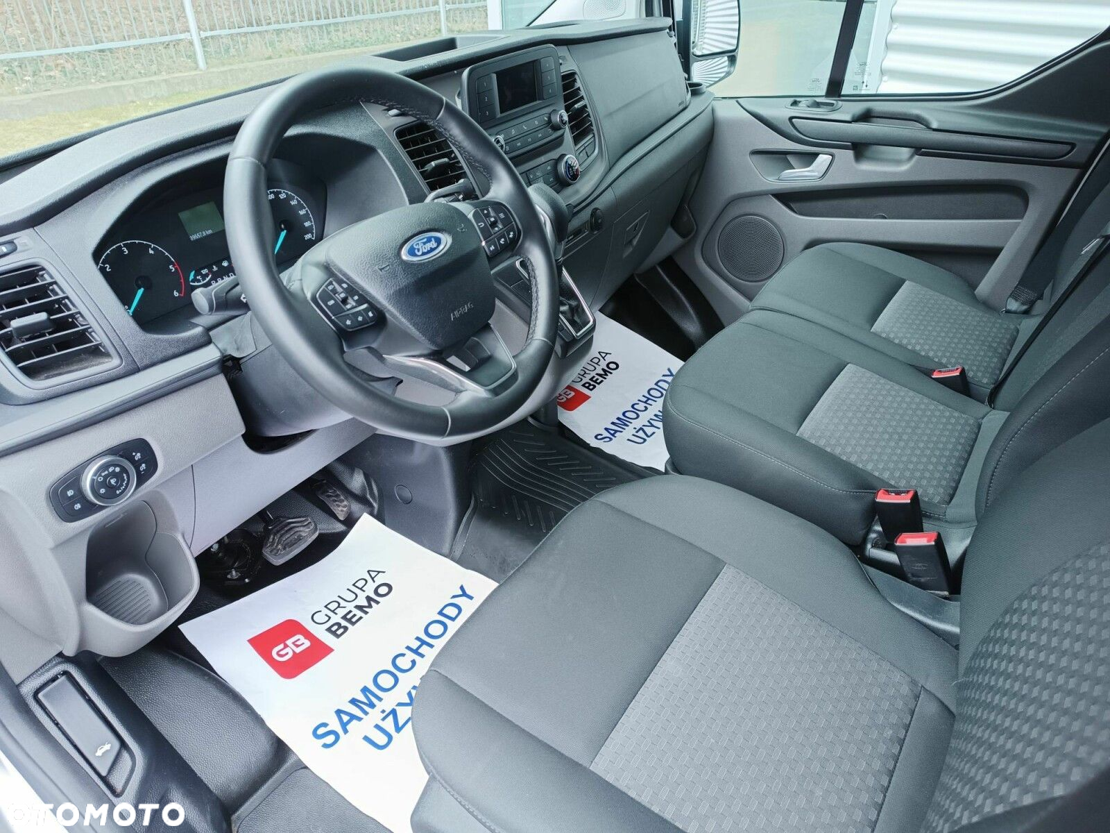 Ford Transit Custom - 10