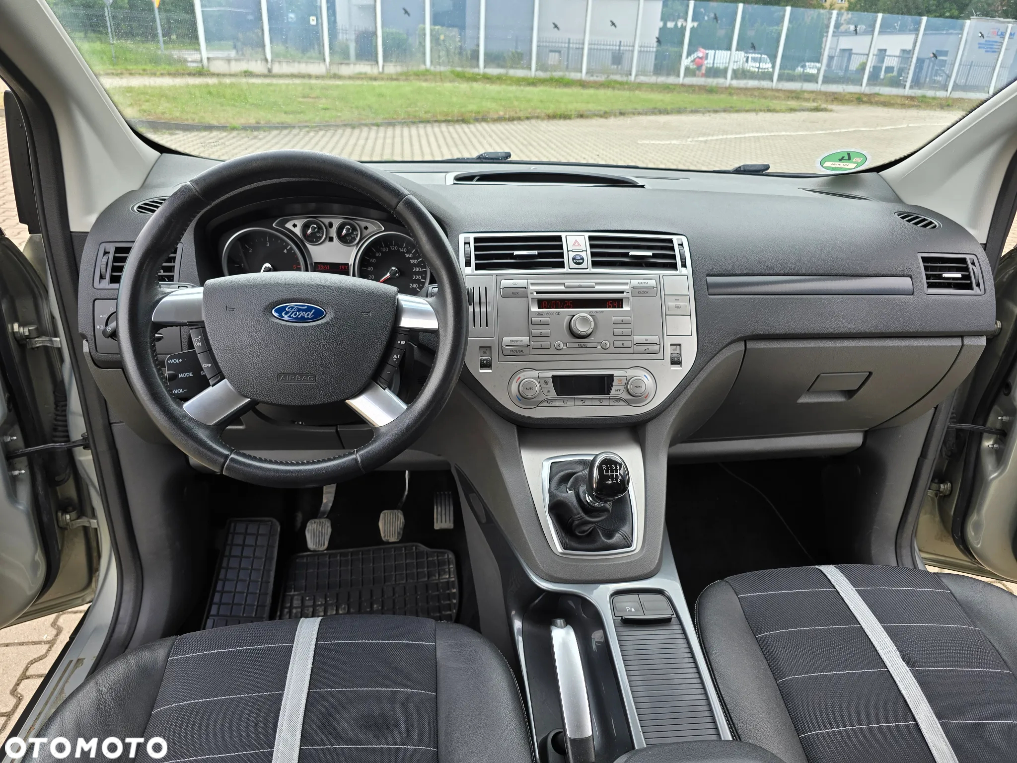 Ford Kuga 2.0 TDCi 4x4 Titanium - 12