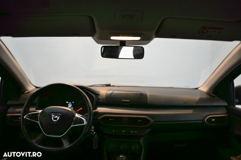 Dacia Sandero Stepway ECO-G 100 MT6 Essential - 10