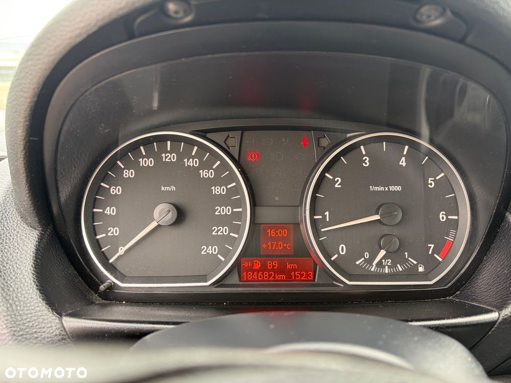 BMW Seria 1 116i - 16