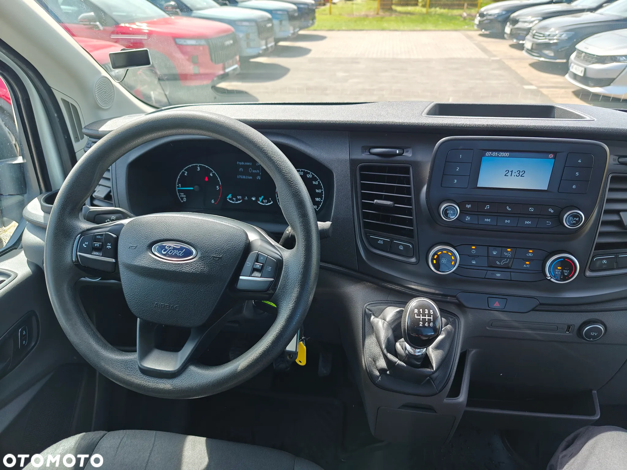 Ford Transit - 13