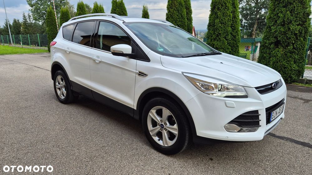 Ford Kuga 1.6 EcoBoost 2x4 Titanium - 31