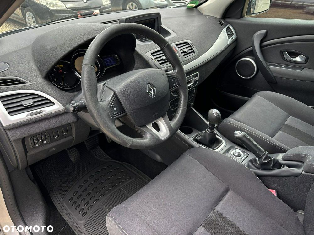 Renault Megane - 11