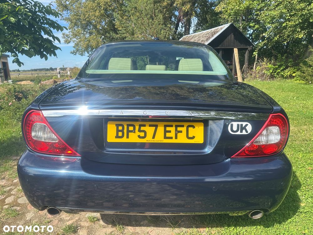 Jaguar XJ XJ6 2.7 D Executive - 7